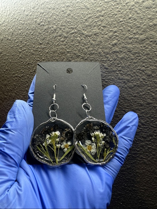 Jewelry - Handcrafted Black Resin Earrings with White Floral Inlay